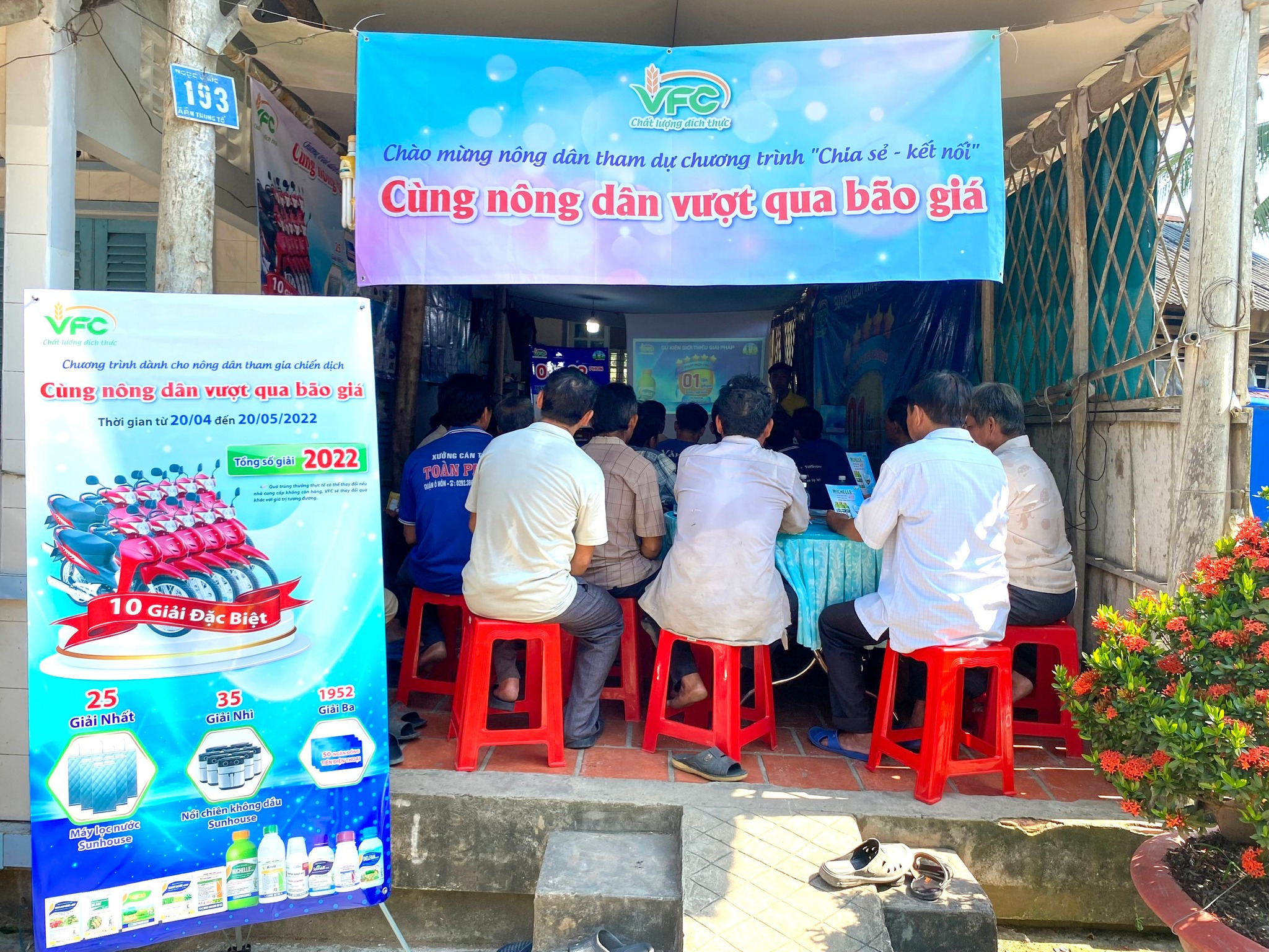 279046016_1081411175921414_7992795157670099248_n