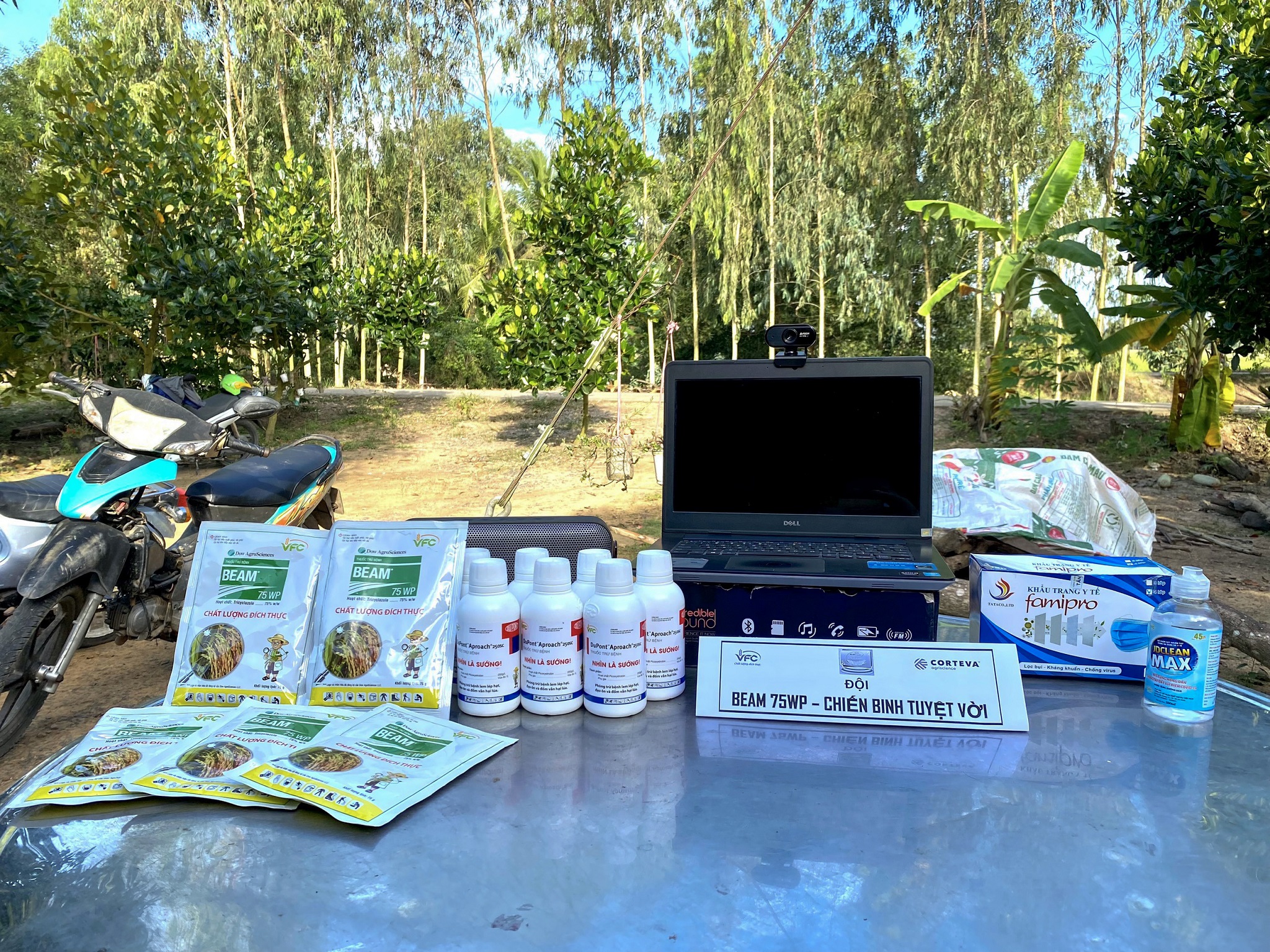 z2903503602208_aa82f1116d772d10631f9bcb4d64fb41