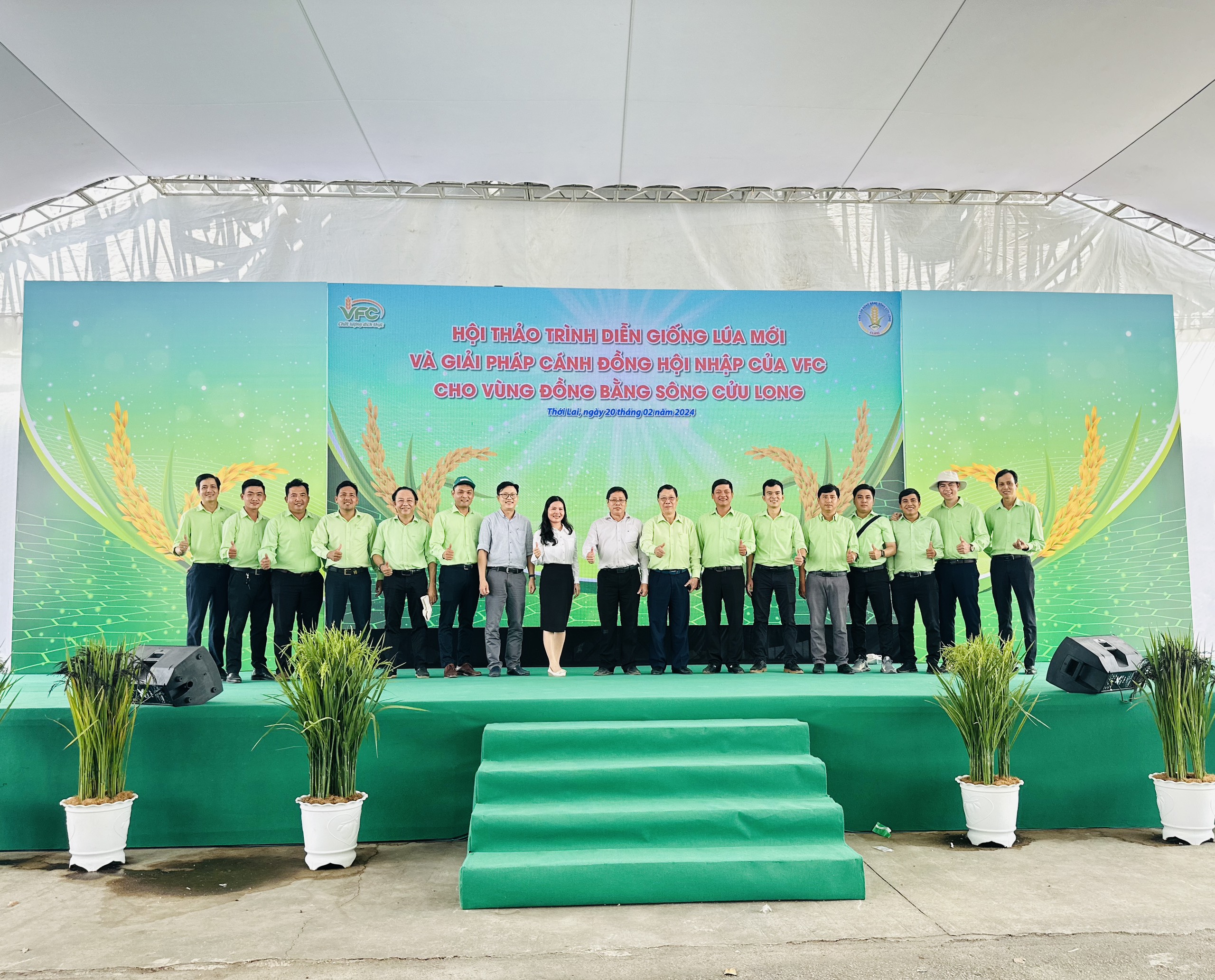 z5176019813513_b971d0cc0beb13c536eac7e910d67b4b