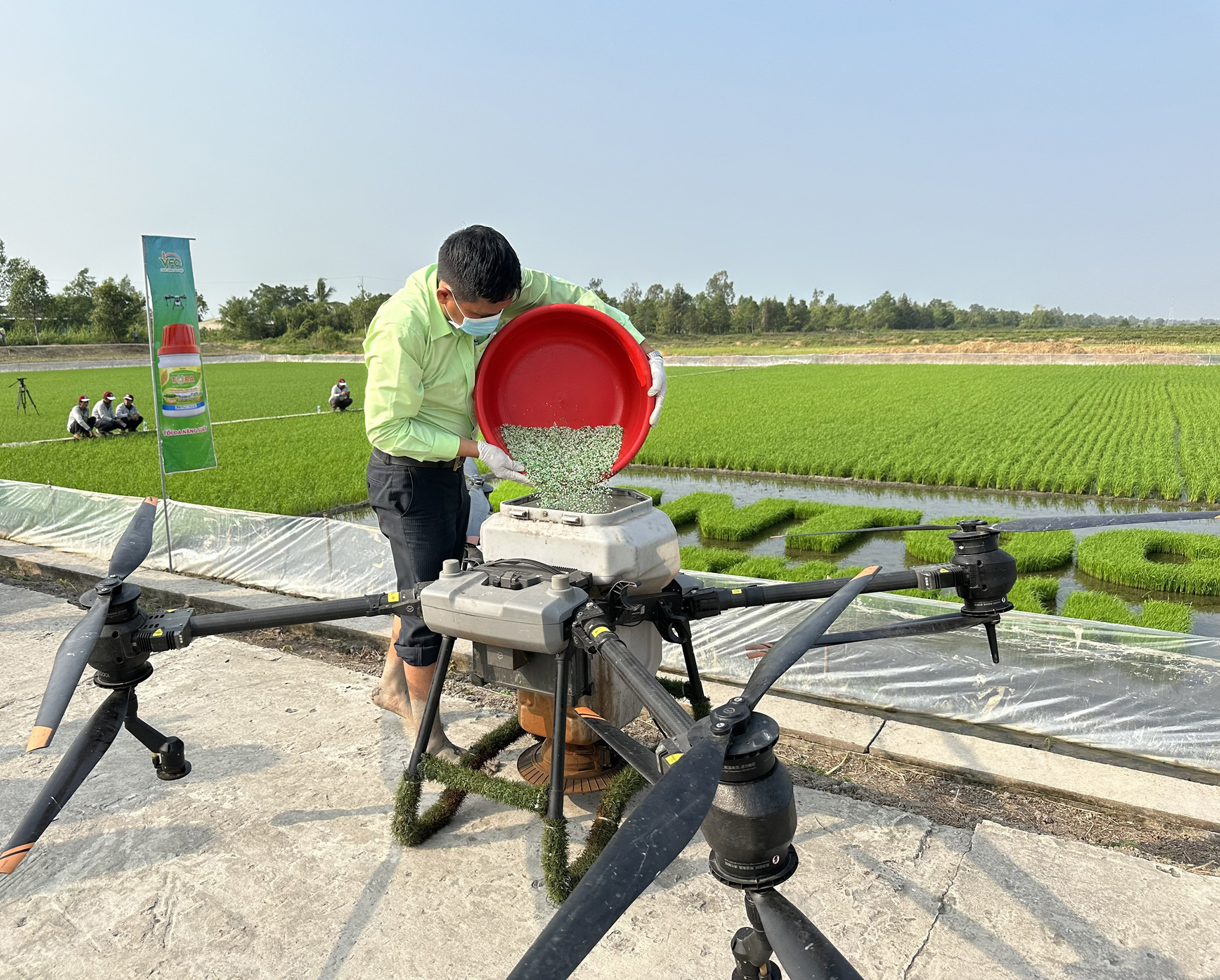 z5271112362119_9ab09b64153bcbbddbba832d44b78c58