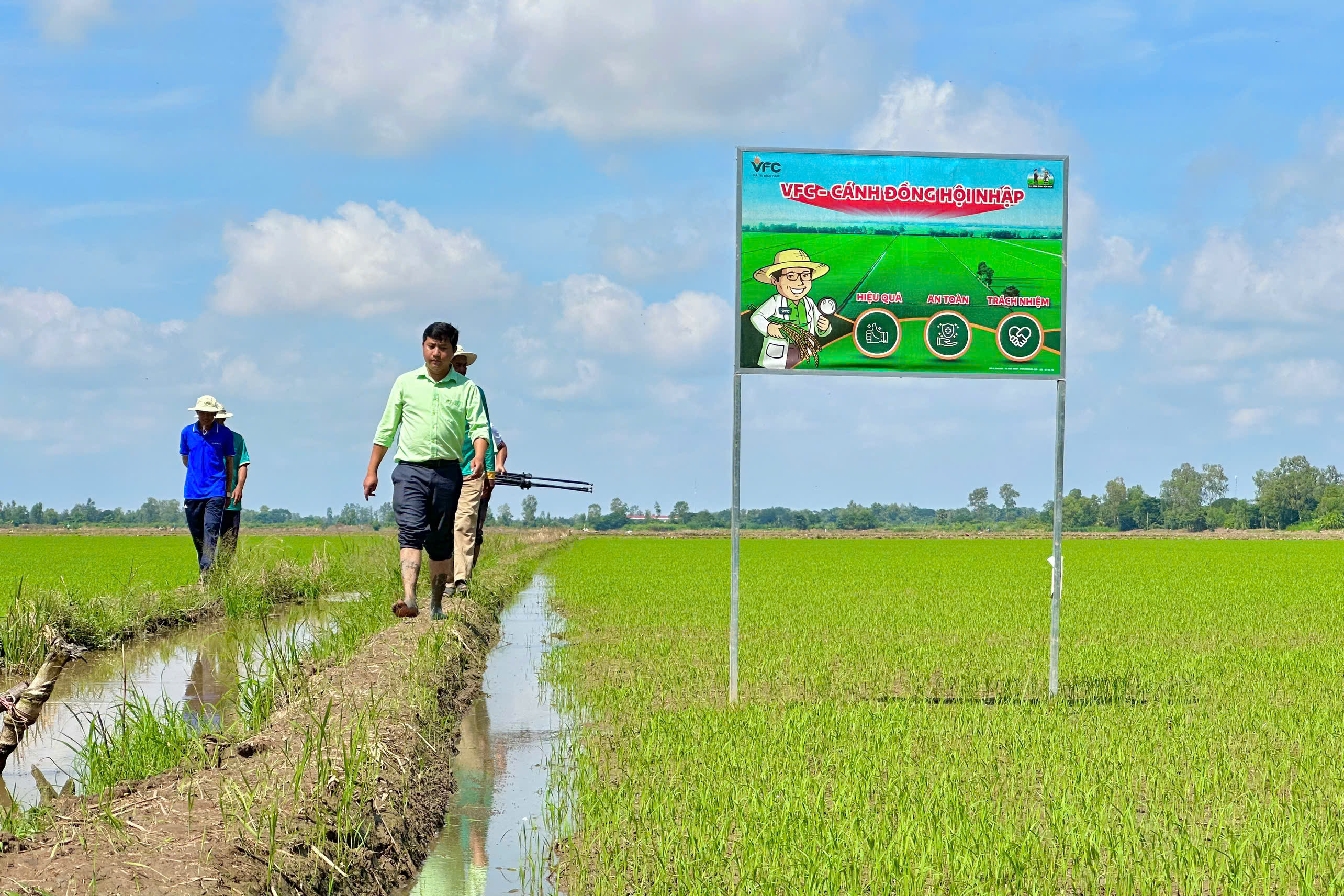 z7086751862169_3afb78f05d80a9be168e060603b7e6b4