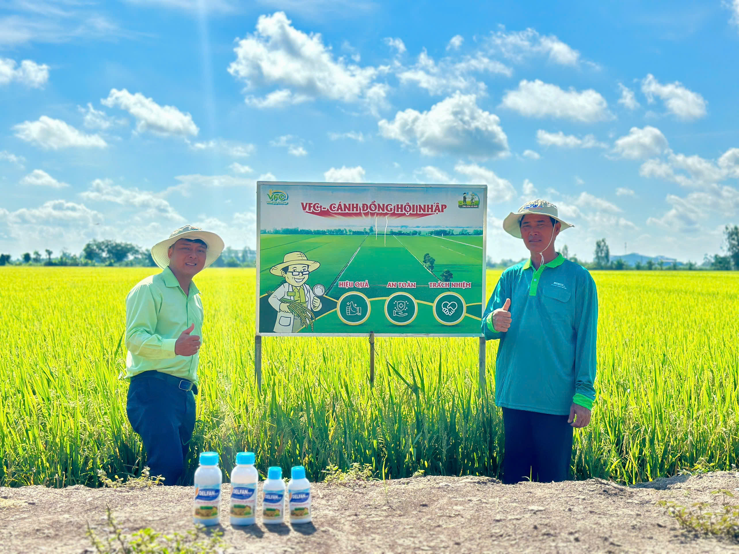 z7243304391934_e44443bb926fd4cd7d5cd7a227075e2f