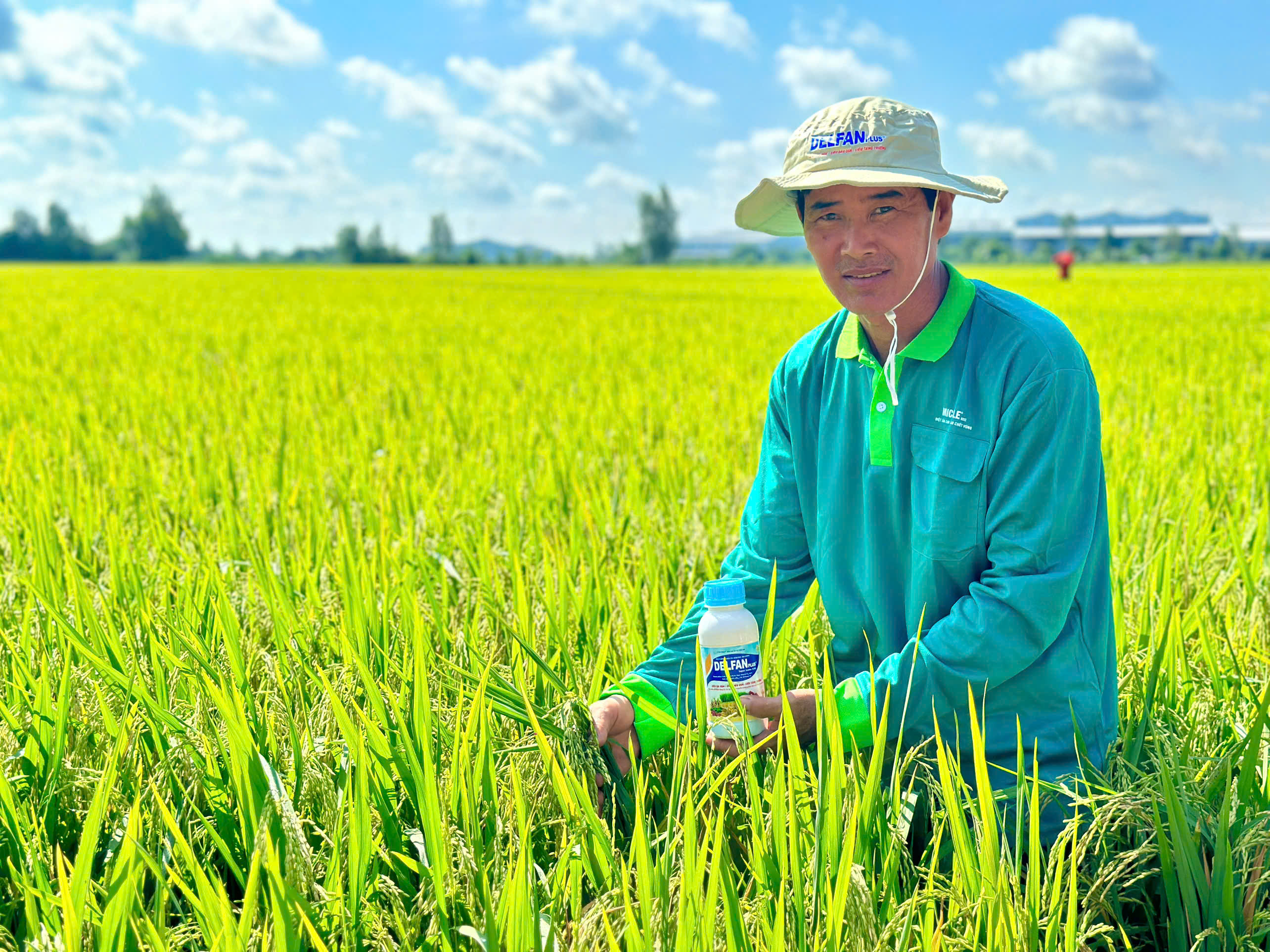 nong-dan-cung-sp-vfc (18)