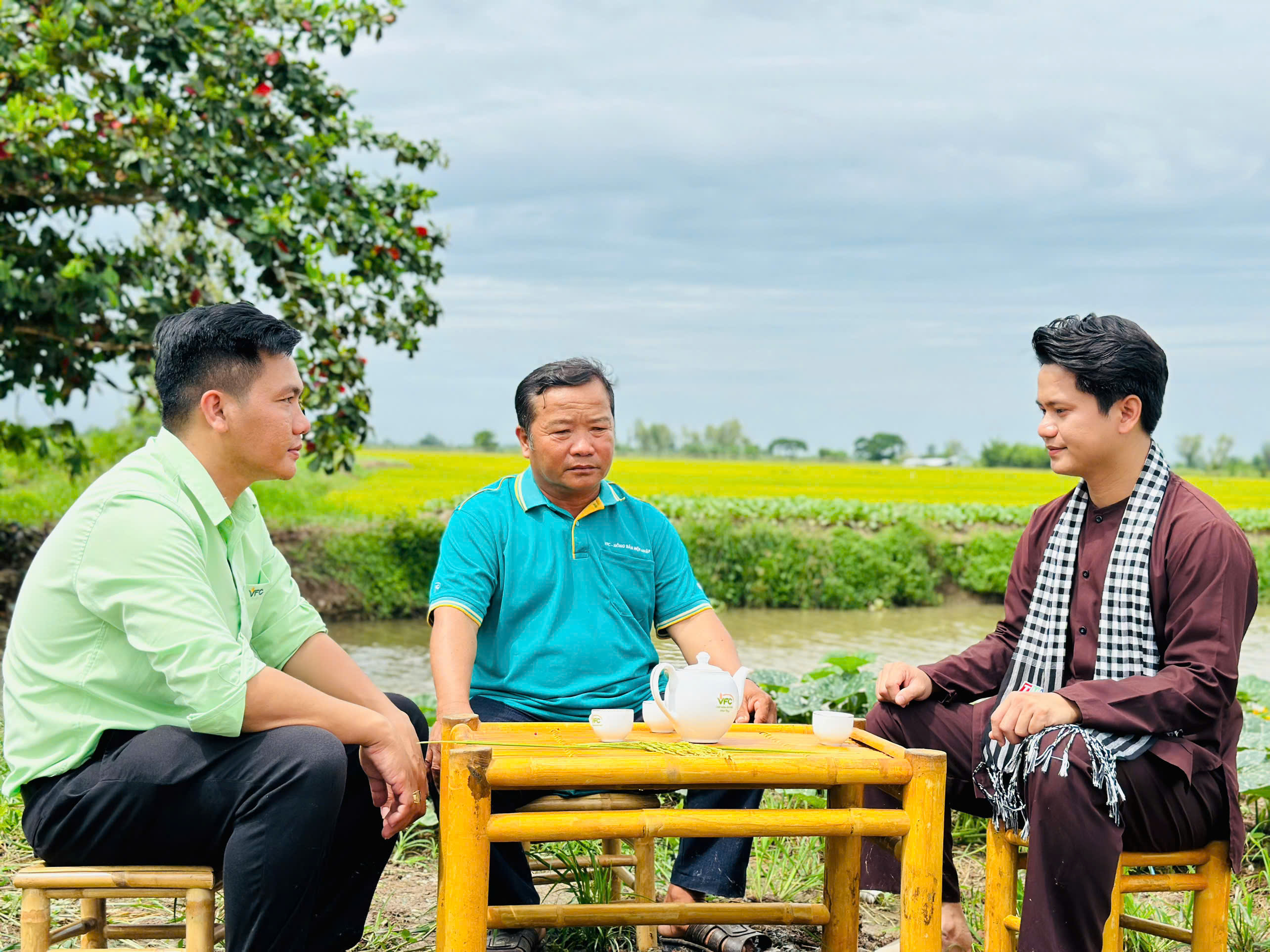 nong-dan-hoi-nhap (21)