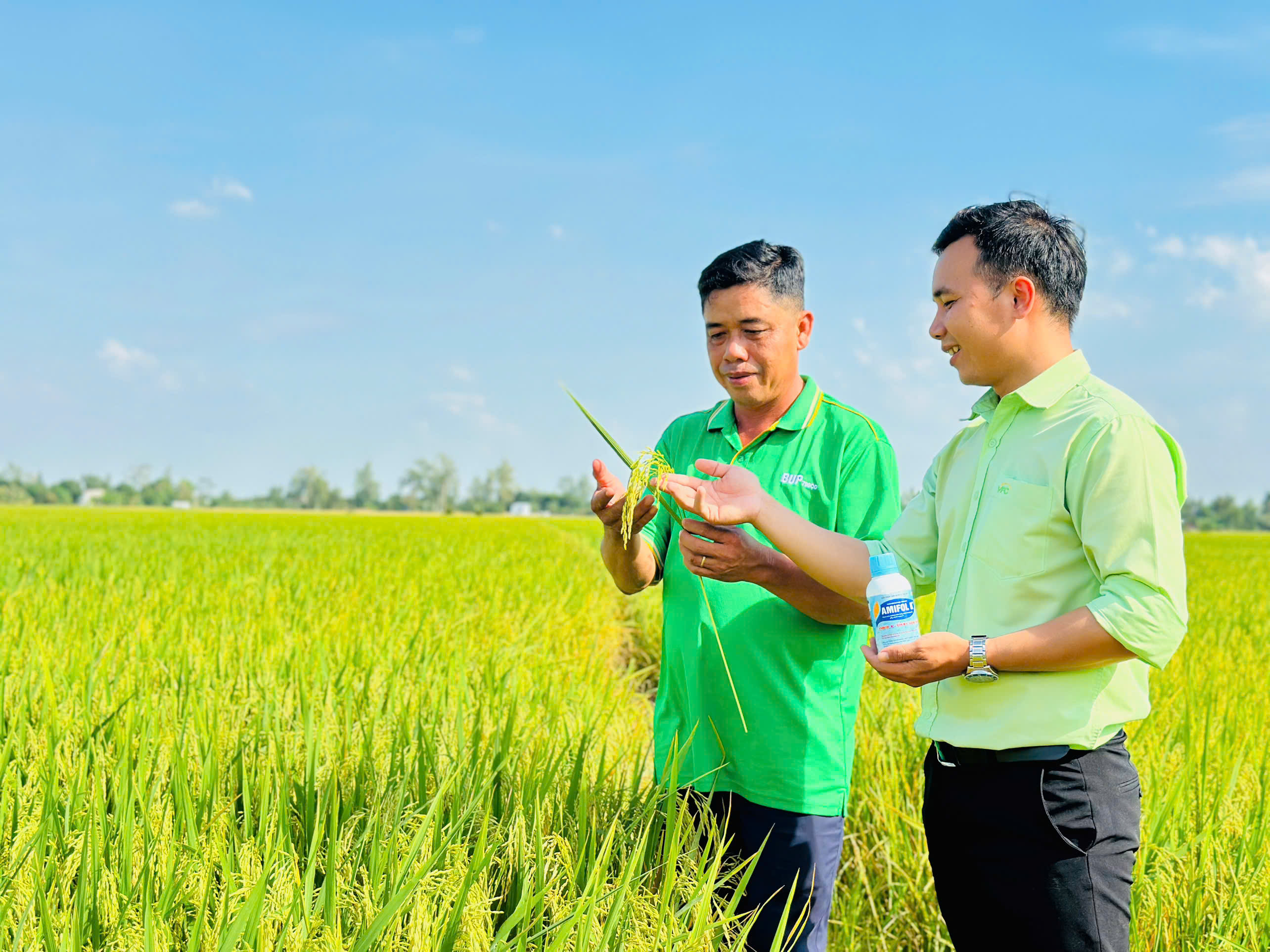 nong-dan-hoi-nhap (34)