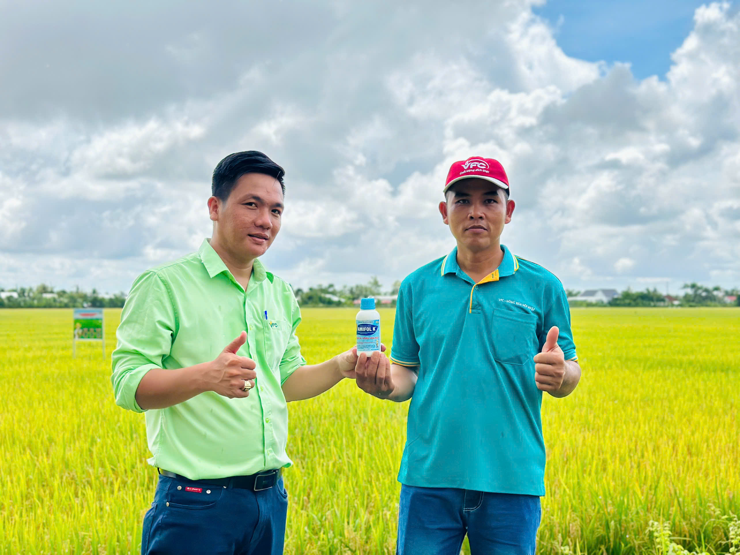 nong-dan-hoi-nhap (53)