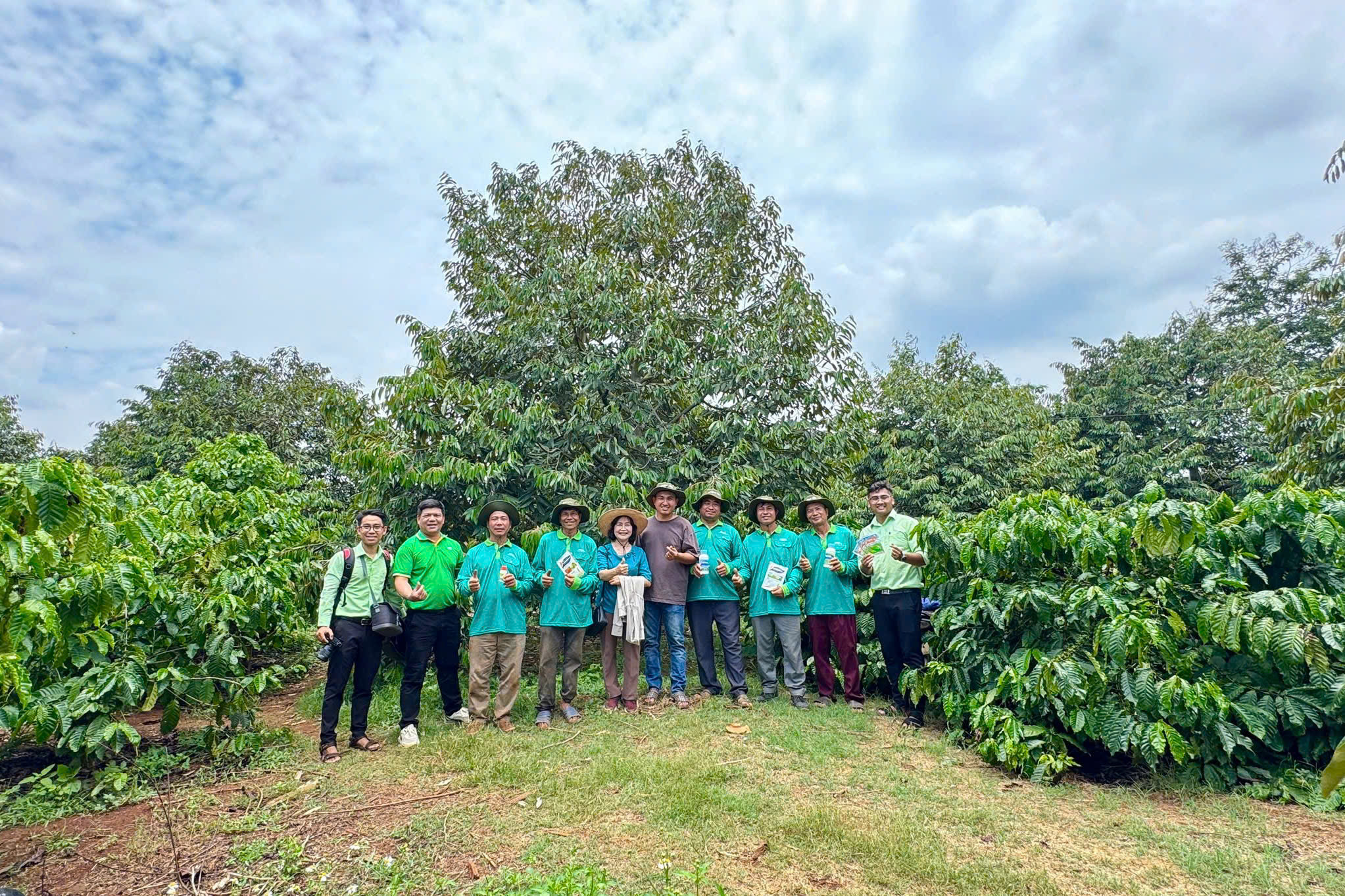 nong-dan-sau-rieng (16)